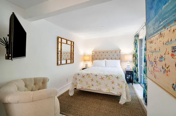 $30,000 | 241 List Road, Palm Beach, FL 33480