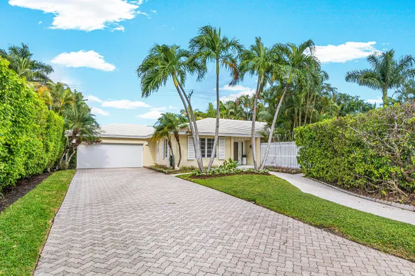 $30,000 | 241 List Road, Palm Beach, FL 33480