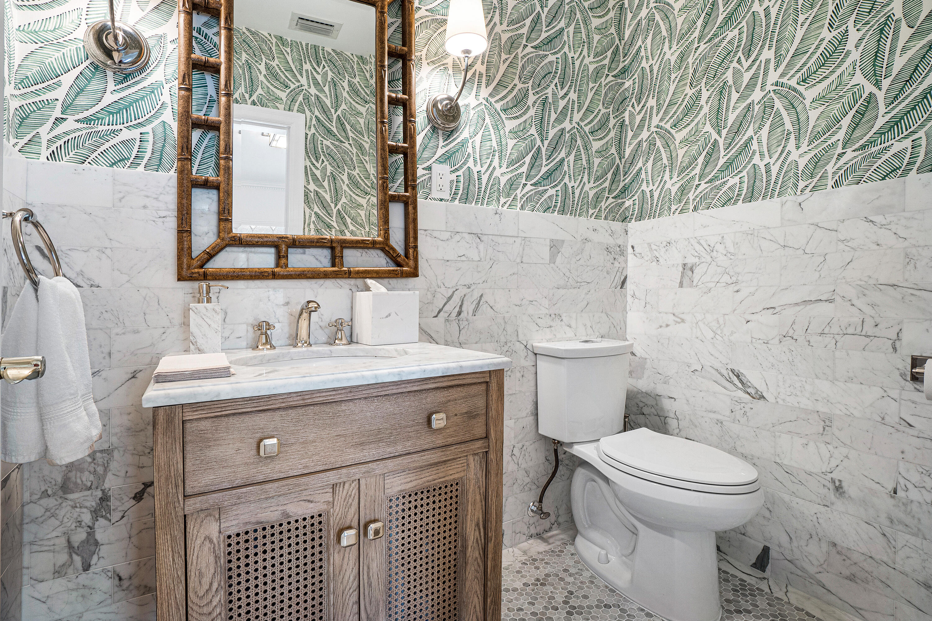241 List Road Palm Beach, FL 33480 - Photo 61 of 62 Powder Room