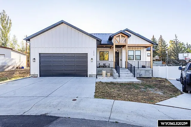 $605,000 | 1820 Collins Street, Rock Springs, WY 82901