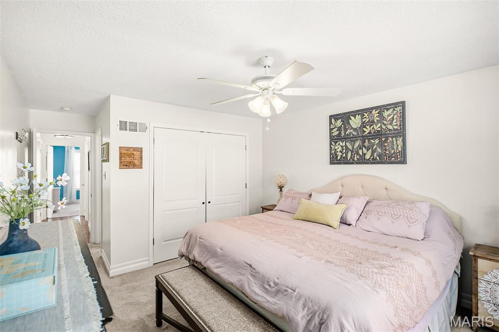 3036 Caprock Court St. Louis, MO 63129 - Photo 14 of 28