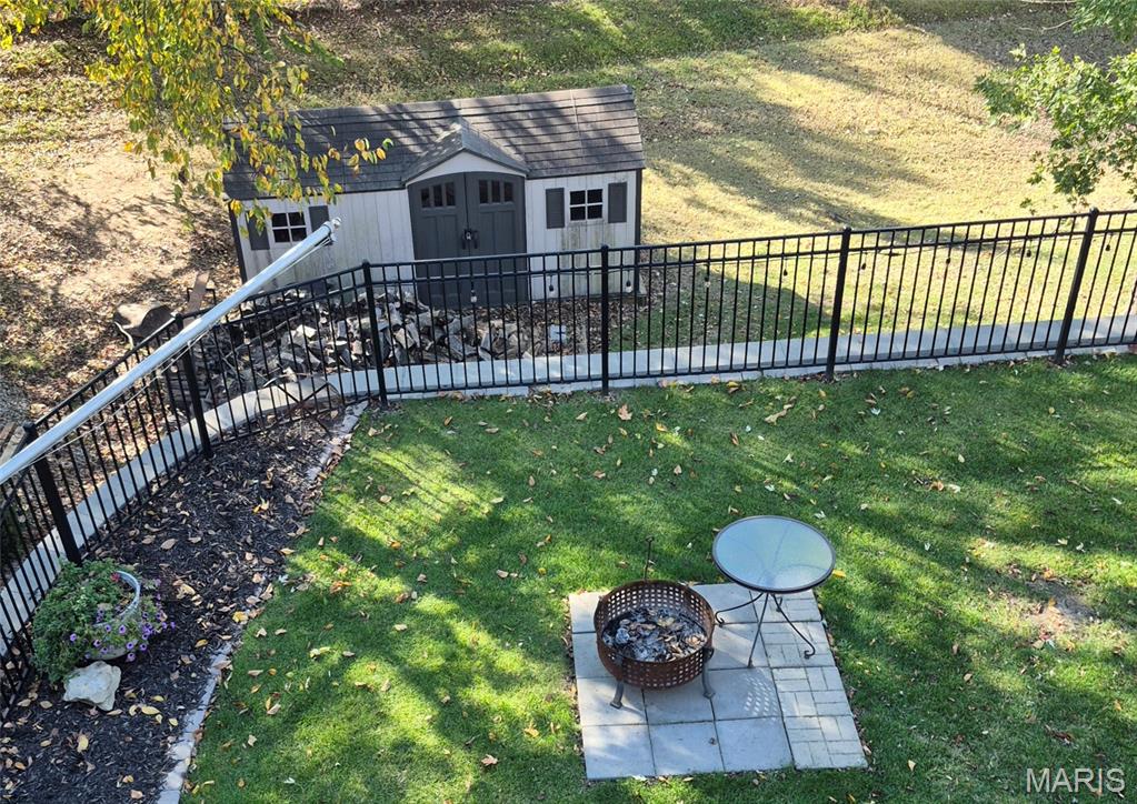 3036 Caprock Court St. Louis, MO 63129 - Photo 27 of 28