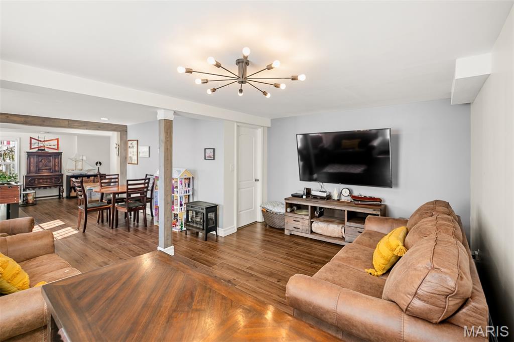 3036 Caprock Court St. Louis, MO 63129 - Photo 5 of 28