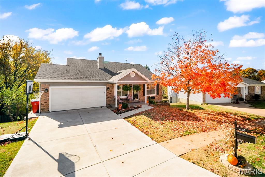3036 Caprock Court St. Louis, MO 63129 - Photo 6 of 28