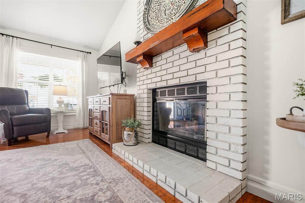 3036 Caprock Court St. Louis, MO 63129 - Photo 9 of 28
