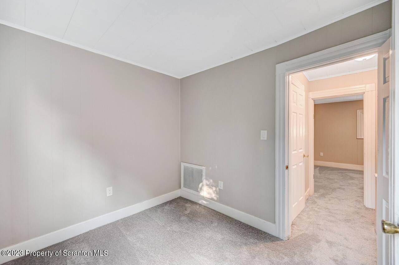 915 Ridge Avenue Scranton, PA 18510 - Photo 27 of 39