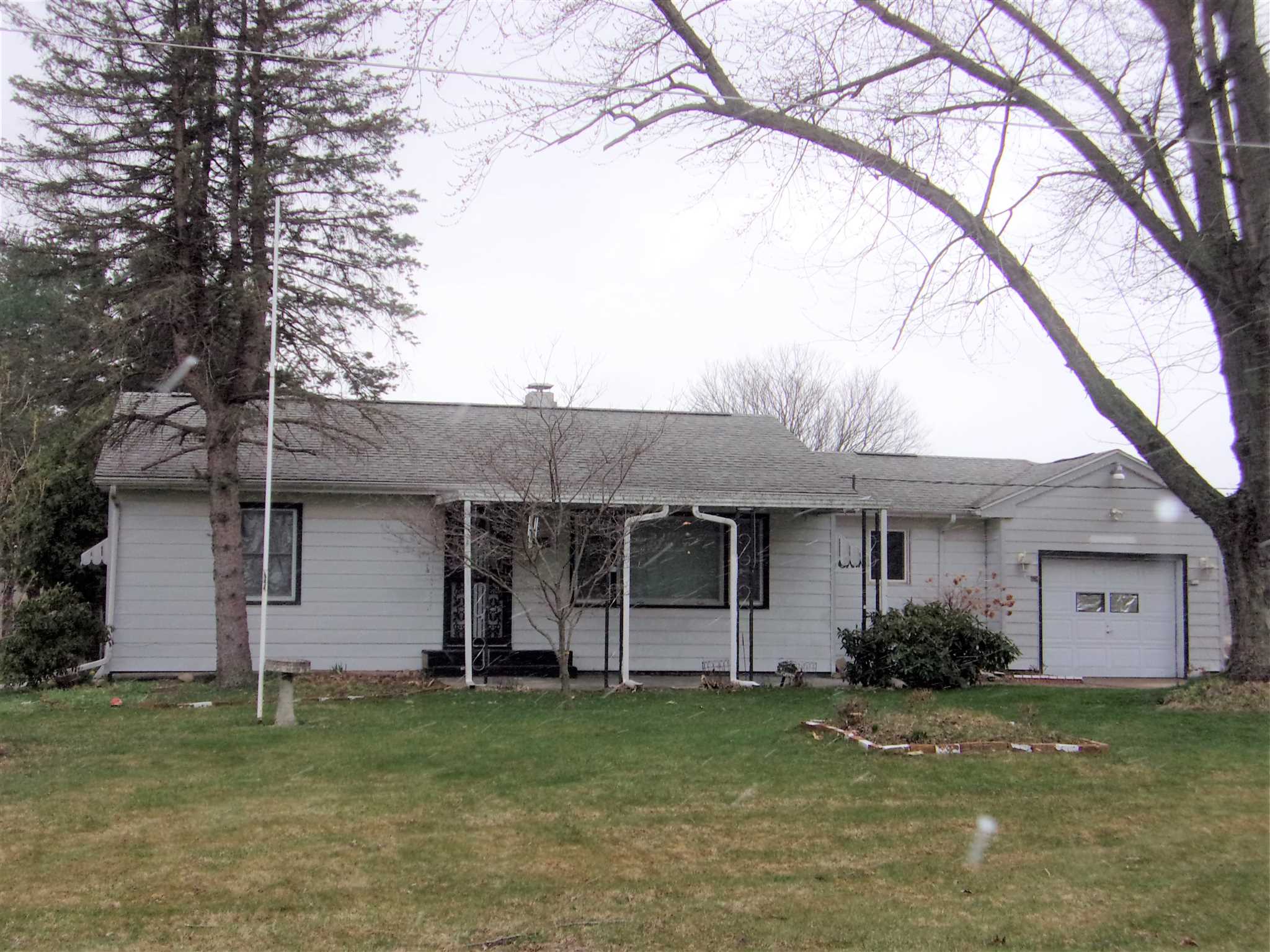 13265 7th Road Plymouth, IN 46563 - Photo 1 of 16 Gallery Image 1