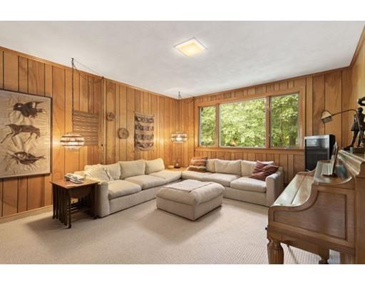 88 Nardell Road Newton, MA 02459 - Photo 13 of 27