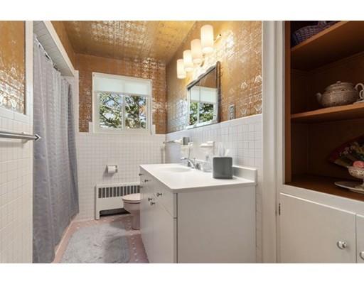 88 Nardell Road Newton, MA 02459 - Photo 16 of 27