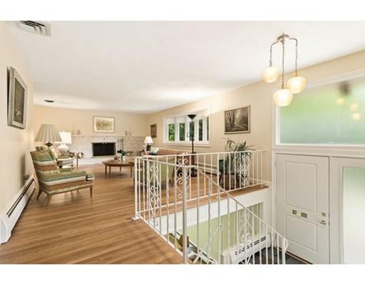 88 Nardell Road Newton, MA 02459 - Photo 3 of 27