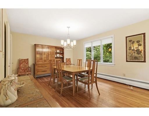 88 Nardell Road Newton, MA 02459 - Photo 8 of 27