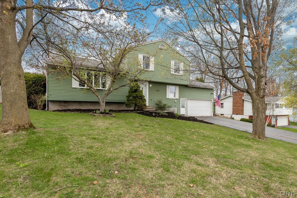 5841 Tilton Road Manlius, NY 13057 - Photo 2 of 29