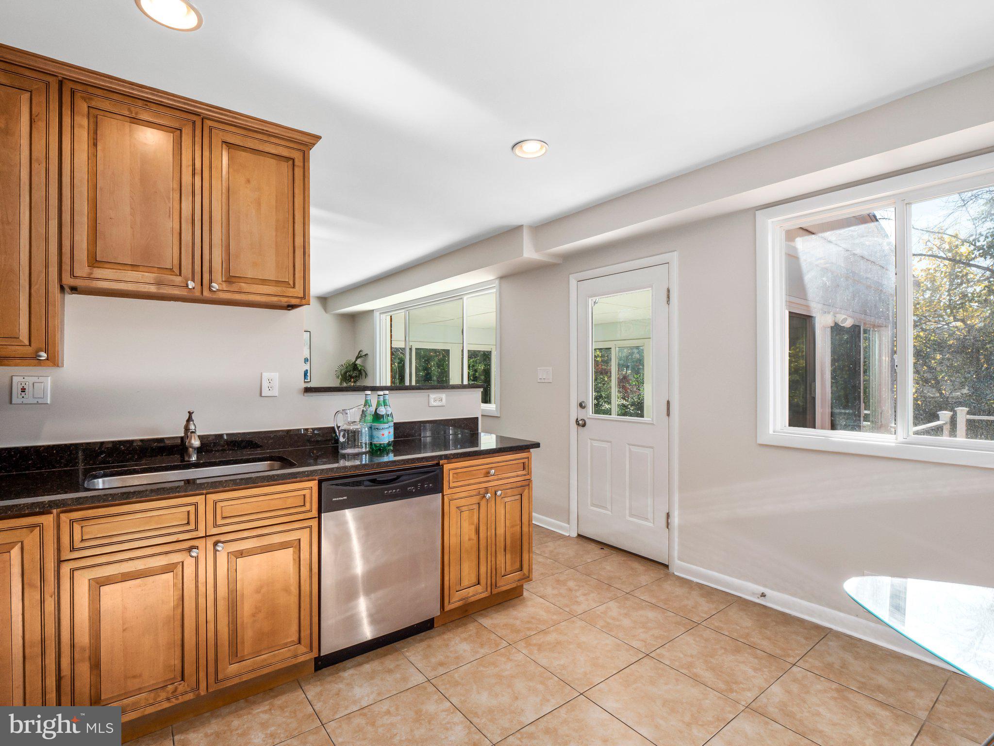 11210 Bybee Street Silver Spring, MD 20902 - Photo 22 of 50