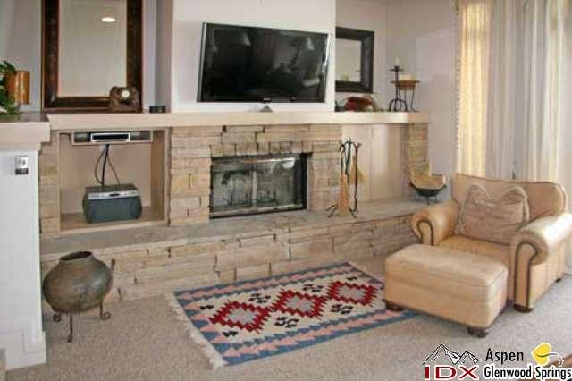381 Ridge Road, Unit DEERBROOK C3 Snowmass Village, CO 81615 - Photo 4 of 9 Additional Photo