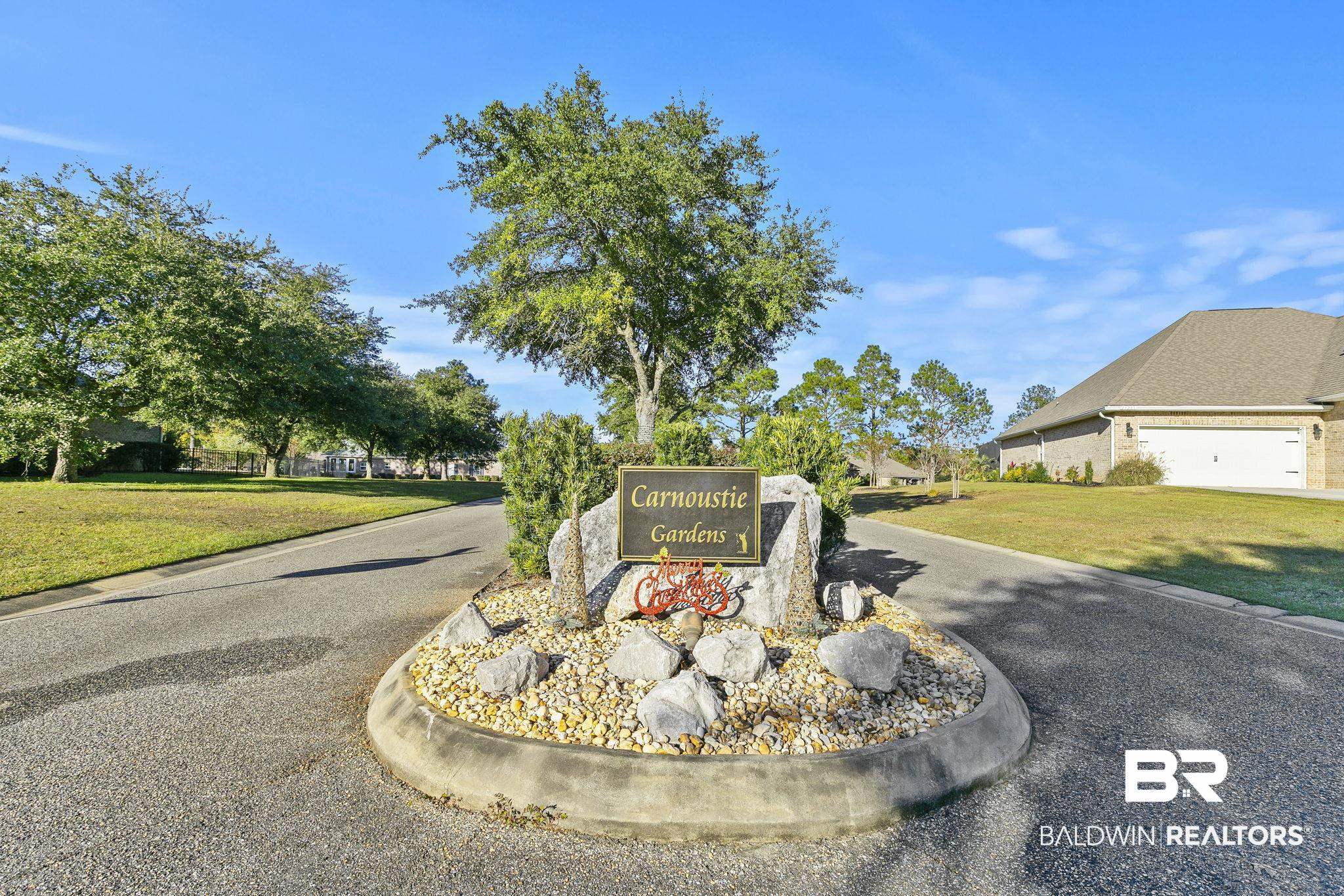 23503 Dundee Circle Foley, AL 36535 - Photo 68 of 83 Community sign featuring a lawn