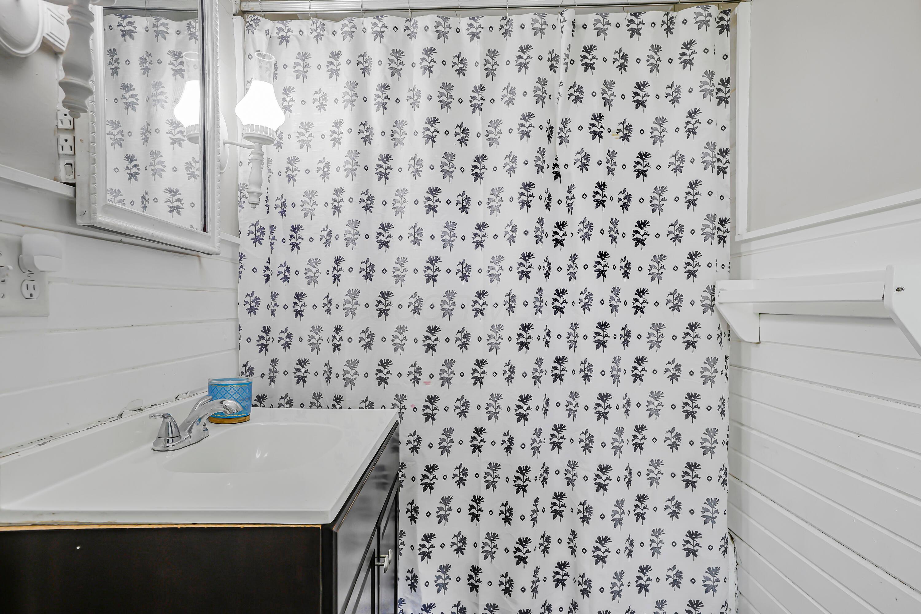 11479 Armentrout Road Fredericktown, OH 43019 - Photo 21 of 59 36-print-939A7131