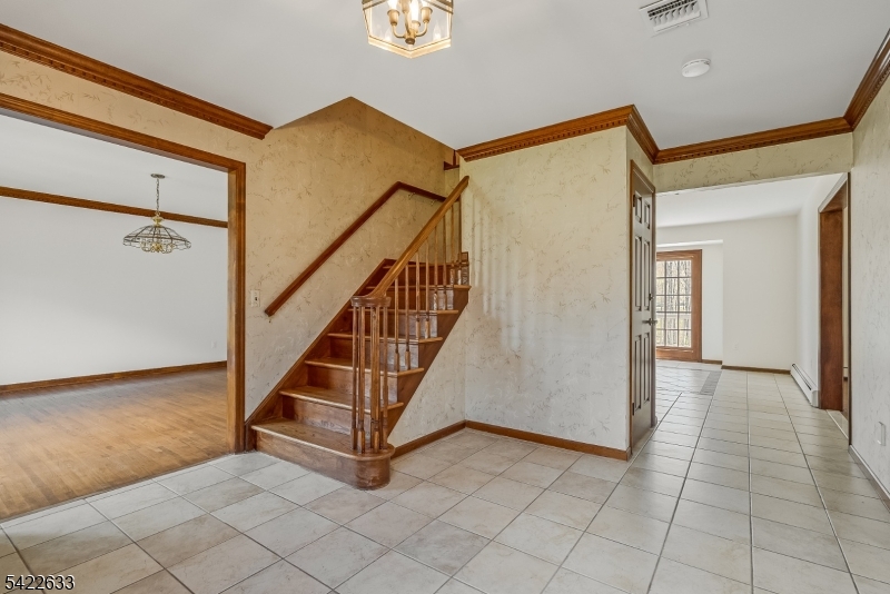 5 Darnay Road Morristown, NJ 07960 - Photo 4 of 38