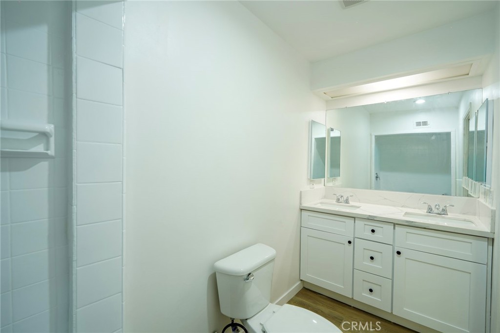6304 Riley Way Riverside, CA 92509 - Photo 10 of 31