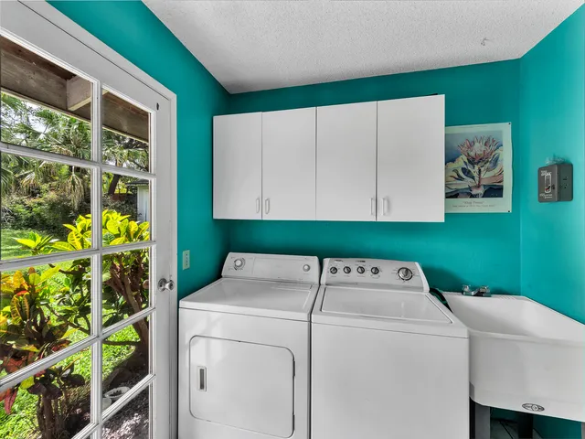 $1,475,000 | 73-4430 Nehiwa Street, Kailua-Kona, HI 96740