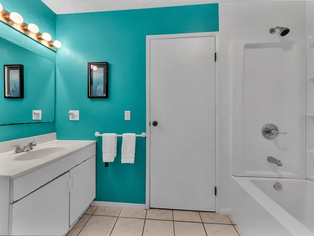 $1,475,000 | 73-4430 Nehiwa Street, Kailua-Kona, HI 96740