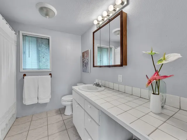 $1,475,000 | 73-4430 Nehiwa Street, Kailua-Kona, HI 96740