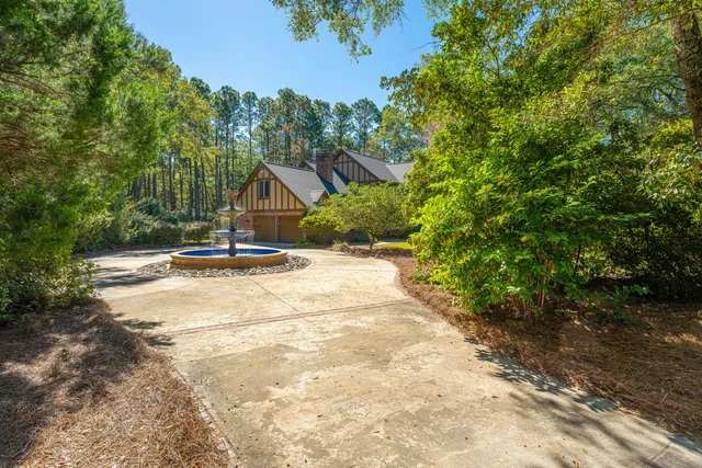 $849,000 | 4391 Cloudmont Drive, Hollywood, SC 29449