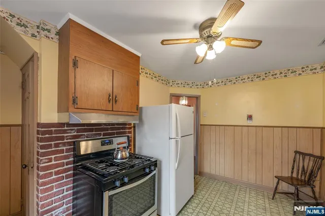 $589,000 | 27-10 Urban Place, Fair Lawn, NJ 07410