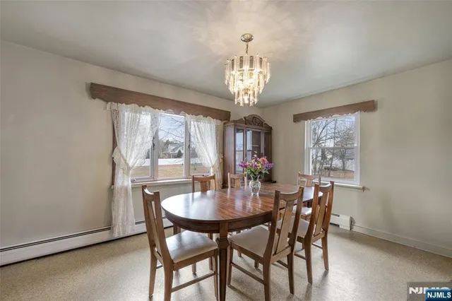 $589,000 | 27-10 Urban Place, Fair Lawn, NJ 07410