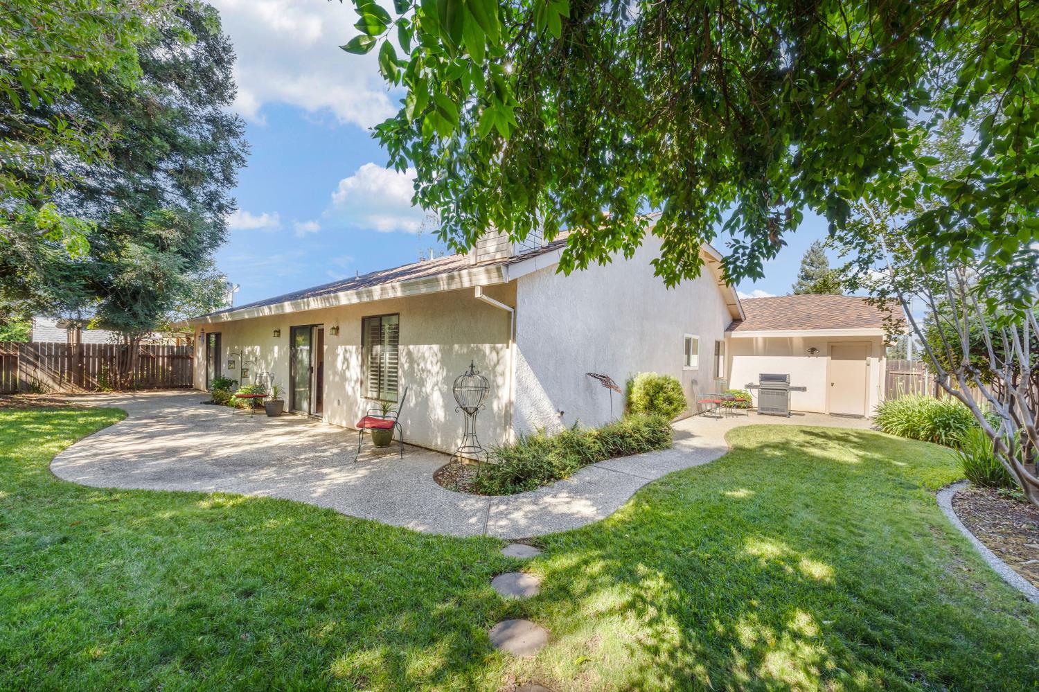 1495 Portola Valley Road Yuba City, CA 95993 - Photo 39 of 43