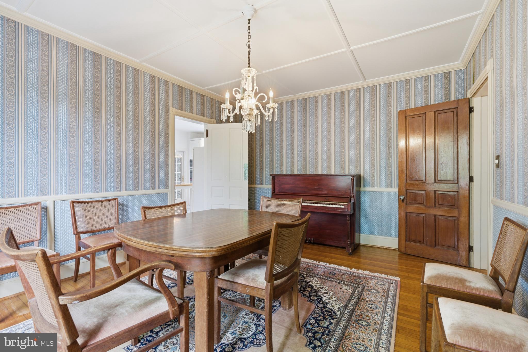 404 Oak Lane Wayne, PA 19087 - Photo 15 of 81
