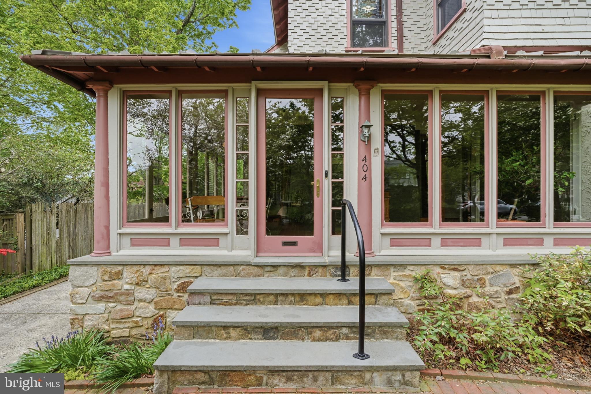 404 Oak Lane Wayne, PA 19087 - Photo 2 of 81
