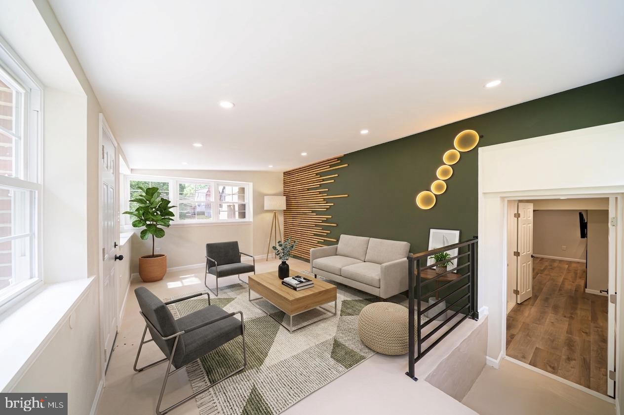 104 Atwood Road Flourtown, PA 19031 - Photo 25 of 34 sunroom virtual staging