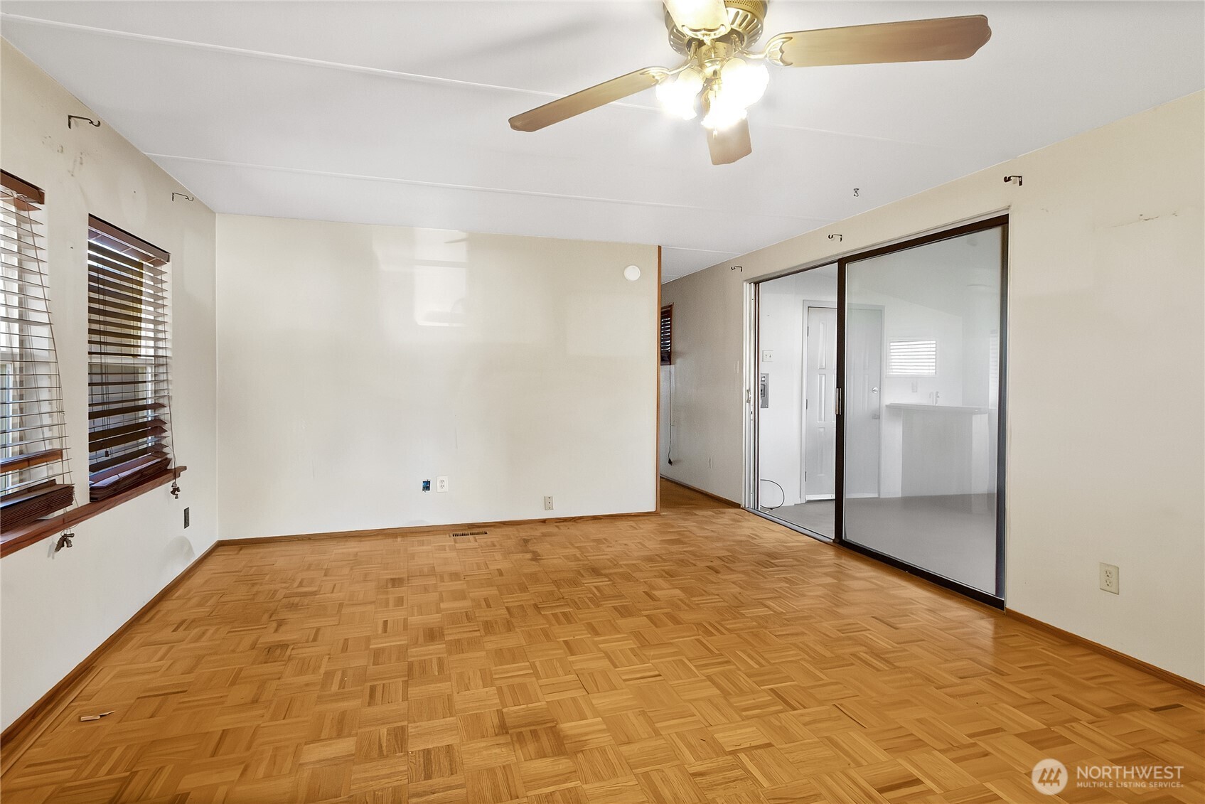 20006 117th Street East Bonney Lake, WA 98391 - Photo 12 of 21