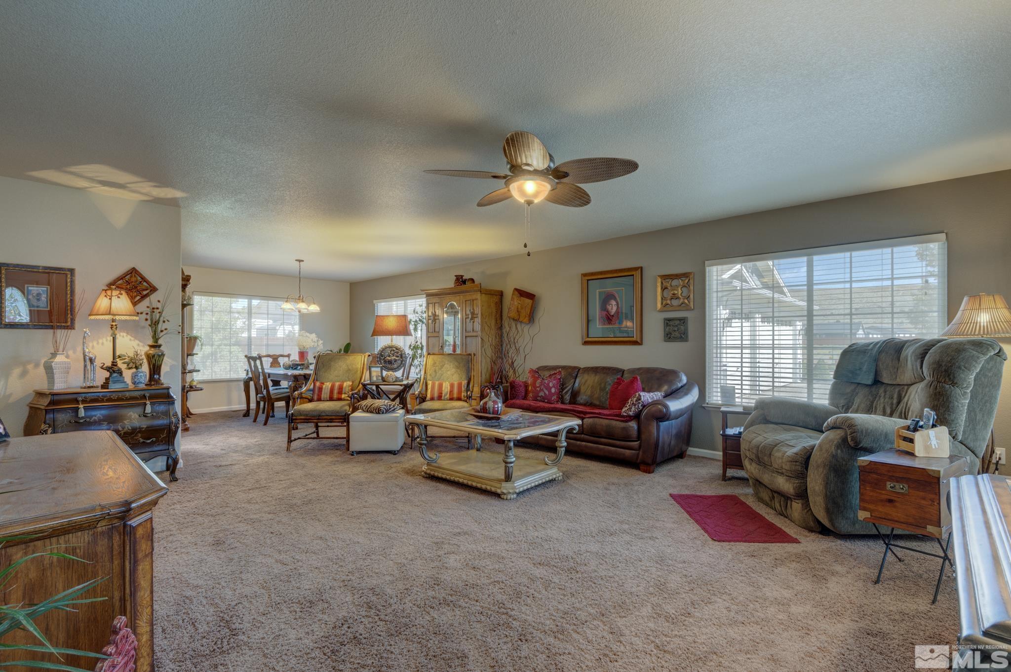 18335 Dustin Court Reno, NV 89508 - Photo 9 of 31 Photo 9