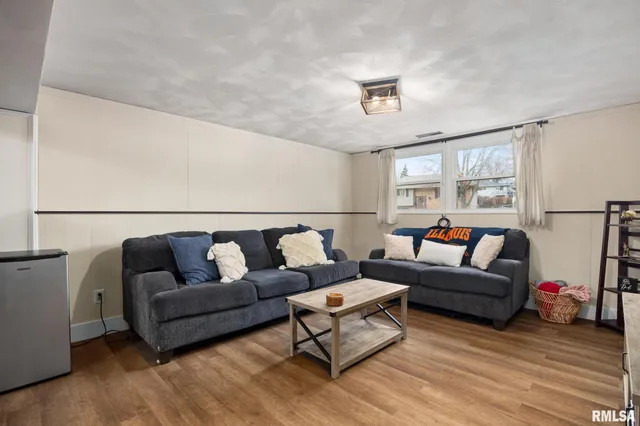 $249,900 | 3306 West Birkshire Drive, Peoria, IL 61614