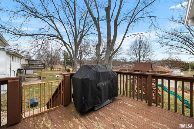 $249,900 | 3306 West Birkshire Drive, Peoria, IL 61614