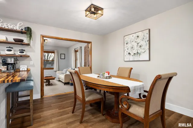 $249,900 | 3306 West Birkshire Drive, Peoria, IL 61614