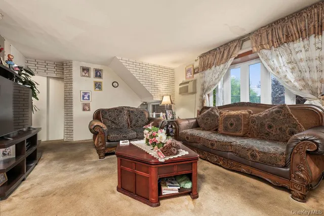 $985,999 | 107-79 Watson Place | Jamaica