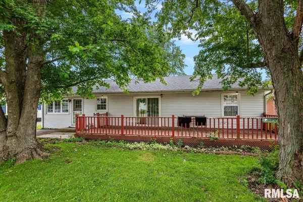 $124,900 | 917 Miles Street, Illiopolis, IL 62539