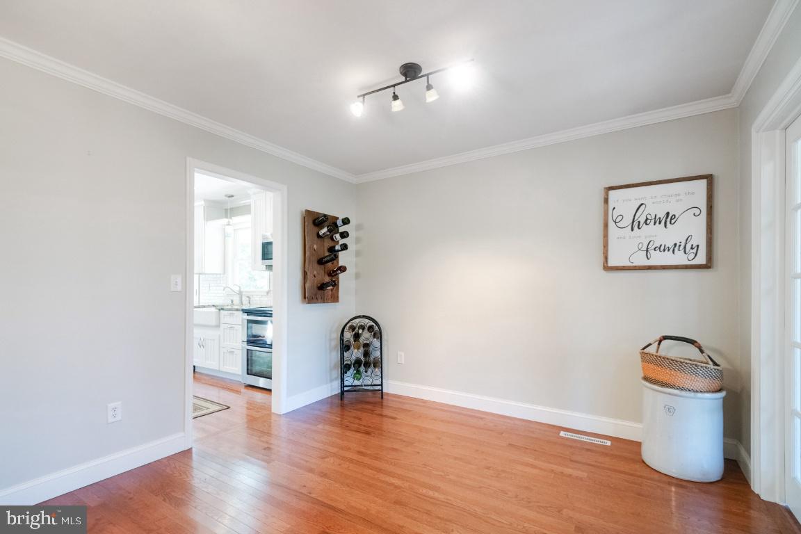 620 Sullivan Road Westminster, MD 21157 - Photo 12 of 66