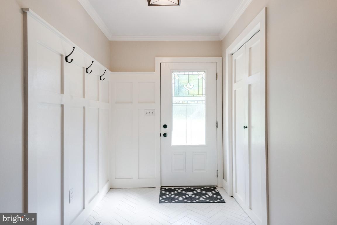 620 Sullivan Road Westminster, MD 21157 - Photo 5 of 66