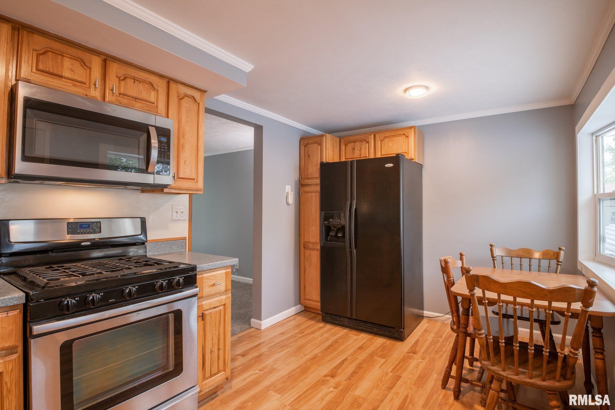306 Briargate Road Washington, IL 61571 - Photo 11 of 50 Gallery Image 11