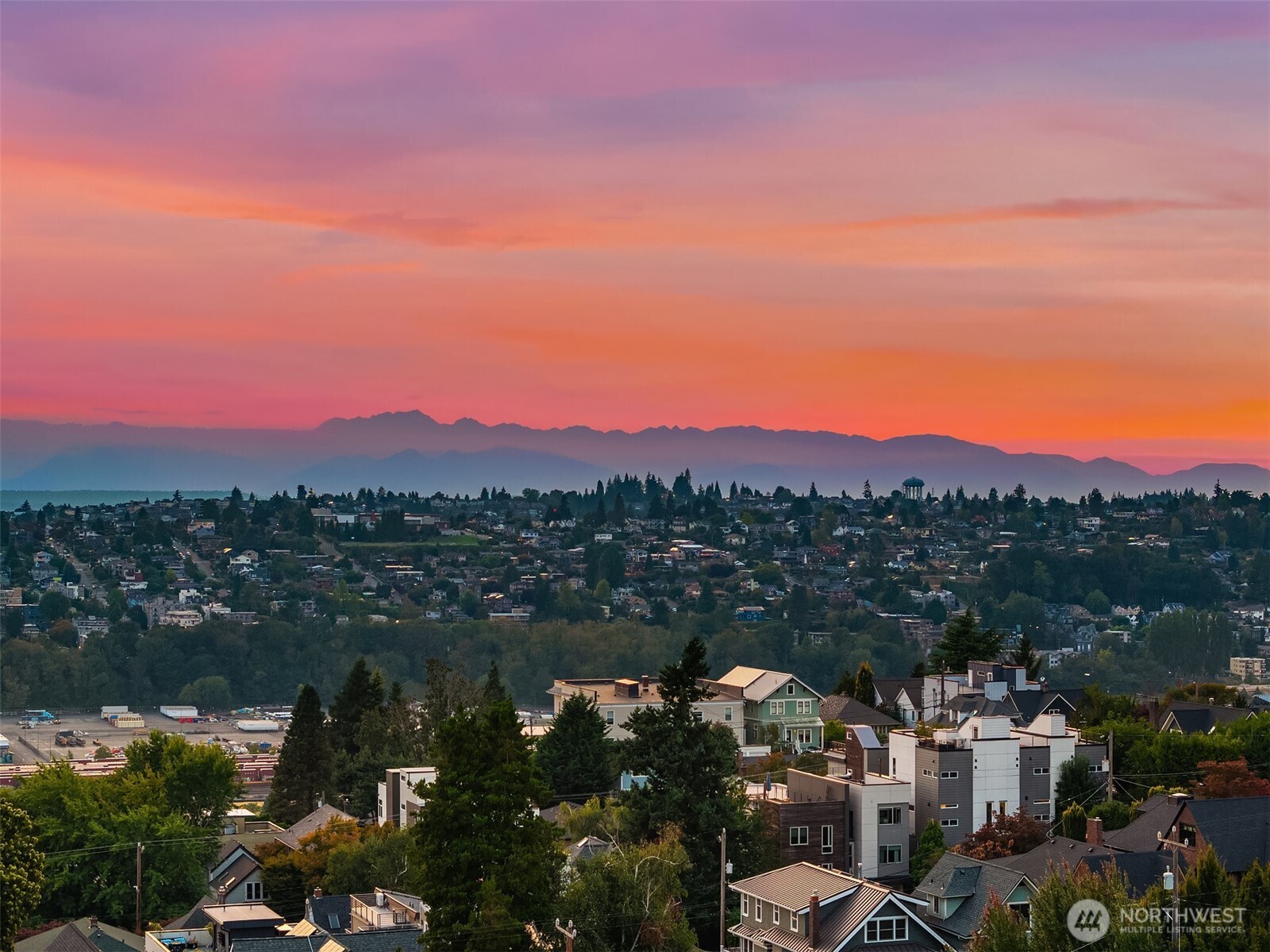 1910 8th Avenue West, Unit B Seattle, WA 98119 - Photo 36 of 40 a view of a city