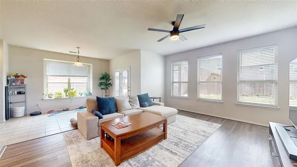 $2,350 | 3716 Harbour Mist Trail, Denton, TX 76208