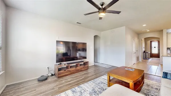 $2,350 | 3716 Harbour Mist Trail, Denton, TX 76208