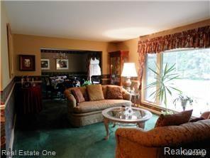 33743 Lyncroft Street Farmington, MI 48331 - Photo 5 of 40 5.jpg
