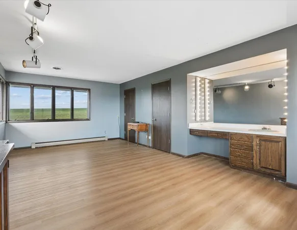 $599,900 | 6522 County Road U, Shullsburg, WI 53586