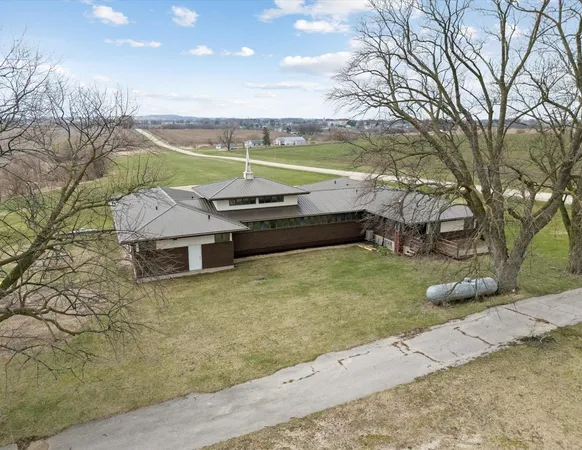 $599,900 | 6522 County Road U, Shullsburg, WI 53586