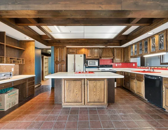 $599,900 | 6522 County Road U, Shullsburg, WI 53586