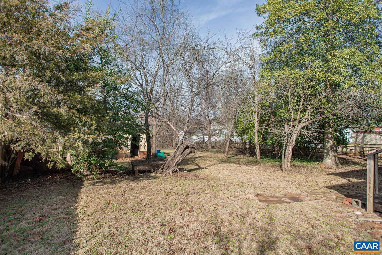 611 Rives Street Charlottesville, VA 22902 - Photo 8 of 18 a view of outdoor space with entertaining space